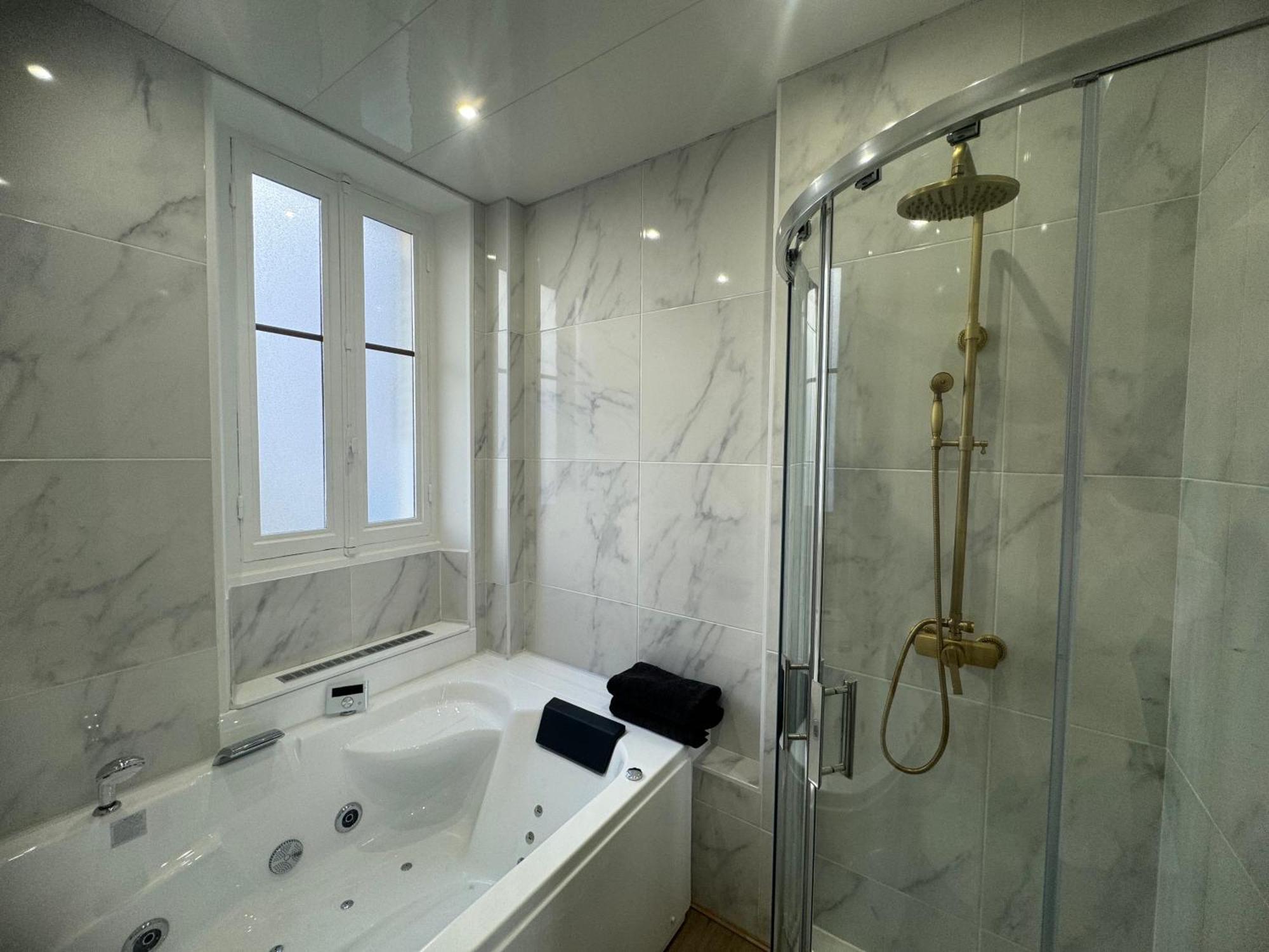 L'experience & Prive * Chambery